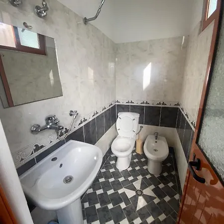 With Kitchinette And Bathroom