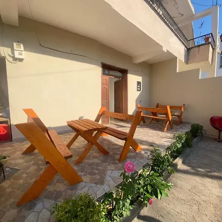Homestay With Kitchinette And Bathroom Durres
